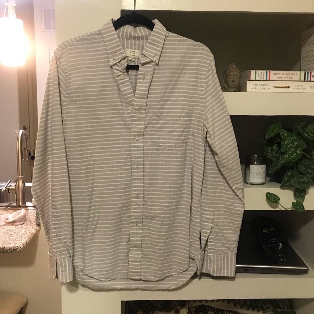 Club Monaco women’s shirt